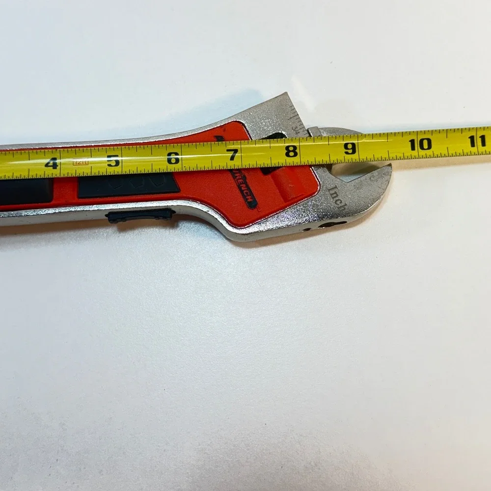Black‎ & Decker Auto Wrench AAW100 Adjustable 8 Inch Orange Motorized Tool